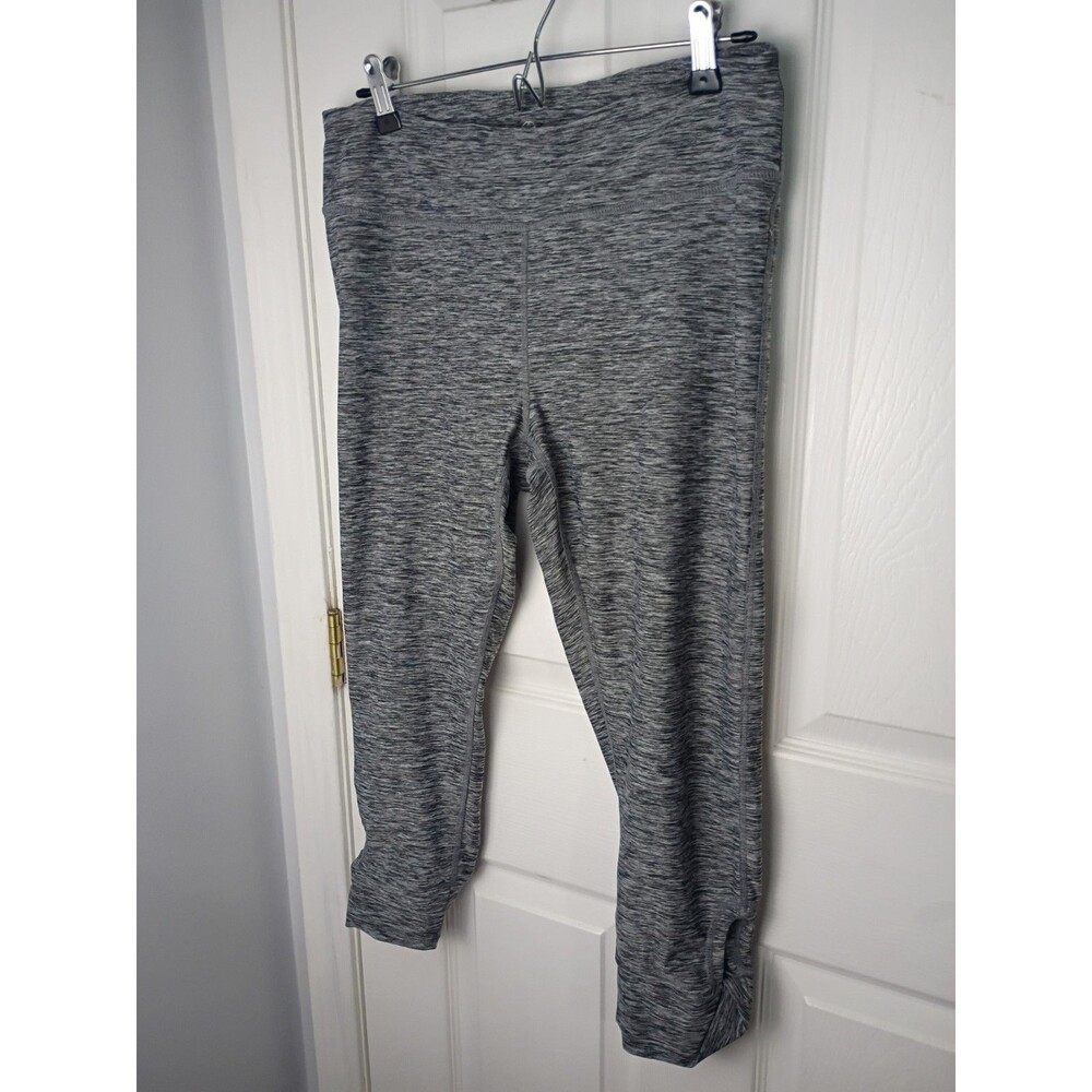 Gaiam Woman L Grey Athletic Athleisure Yoga Capri Legging Pants workout gym